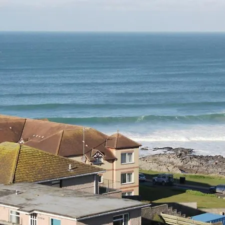Waters Edge * Newquay (Cornwall)
